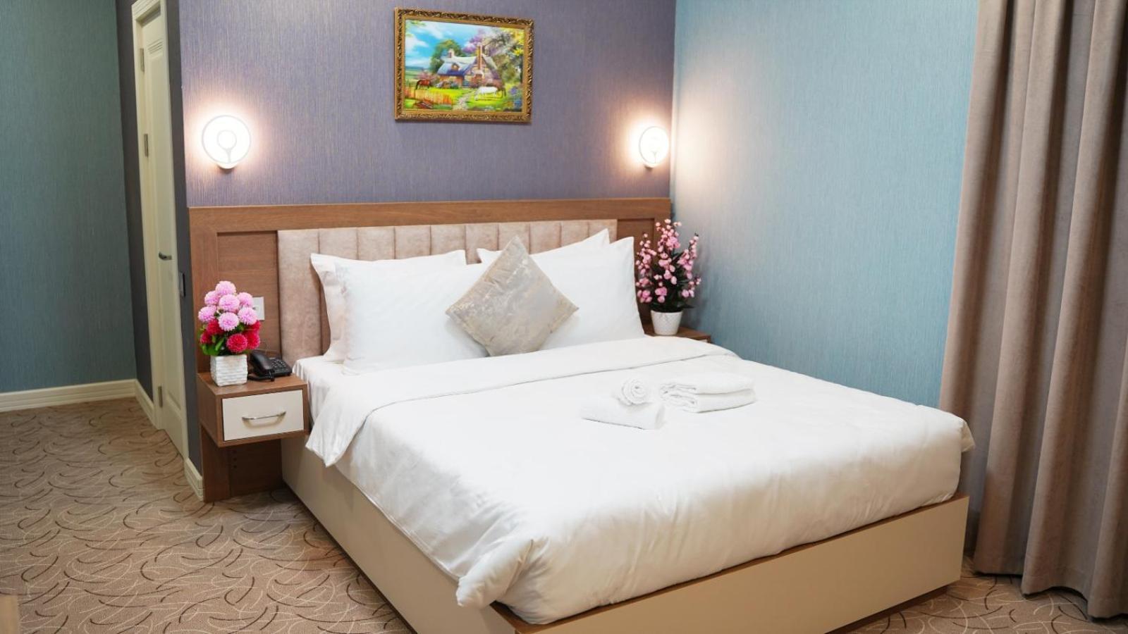 Royal Meridien Hotel Baku Bagian luar foto