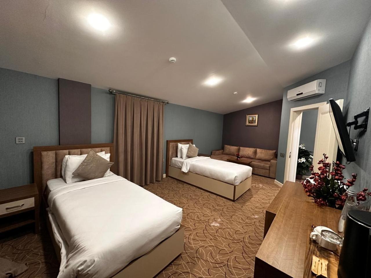 Royal Meridien Hotel Baku Bagian luar foto