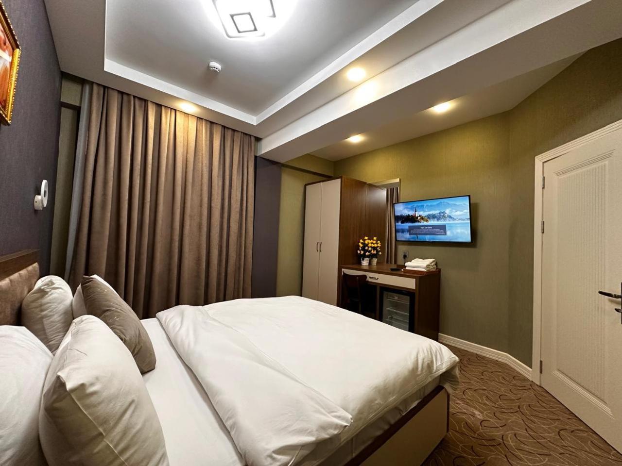 Royal Meridien Hotel Baku Bagian luar foto