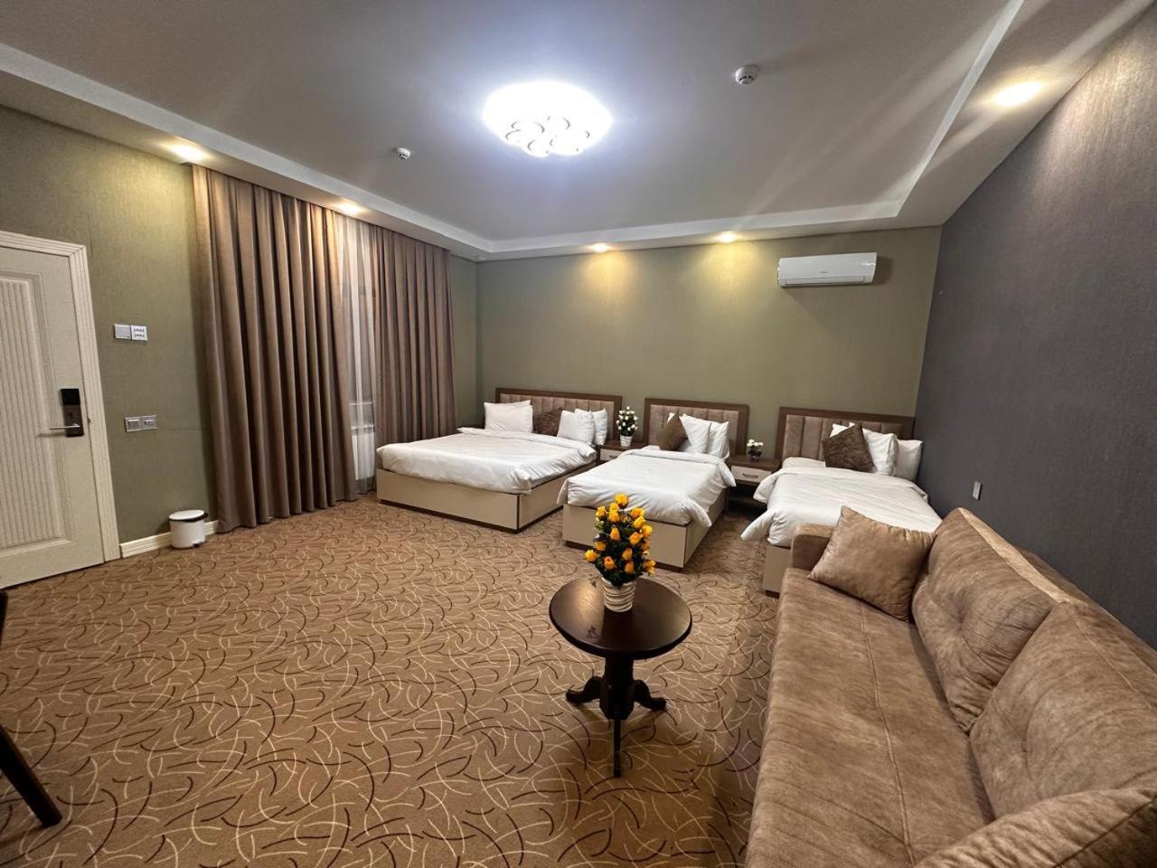 Royal Meridien Hotel Baku Bagian luar foto
