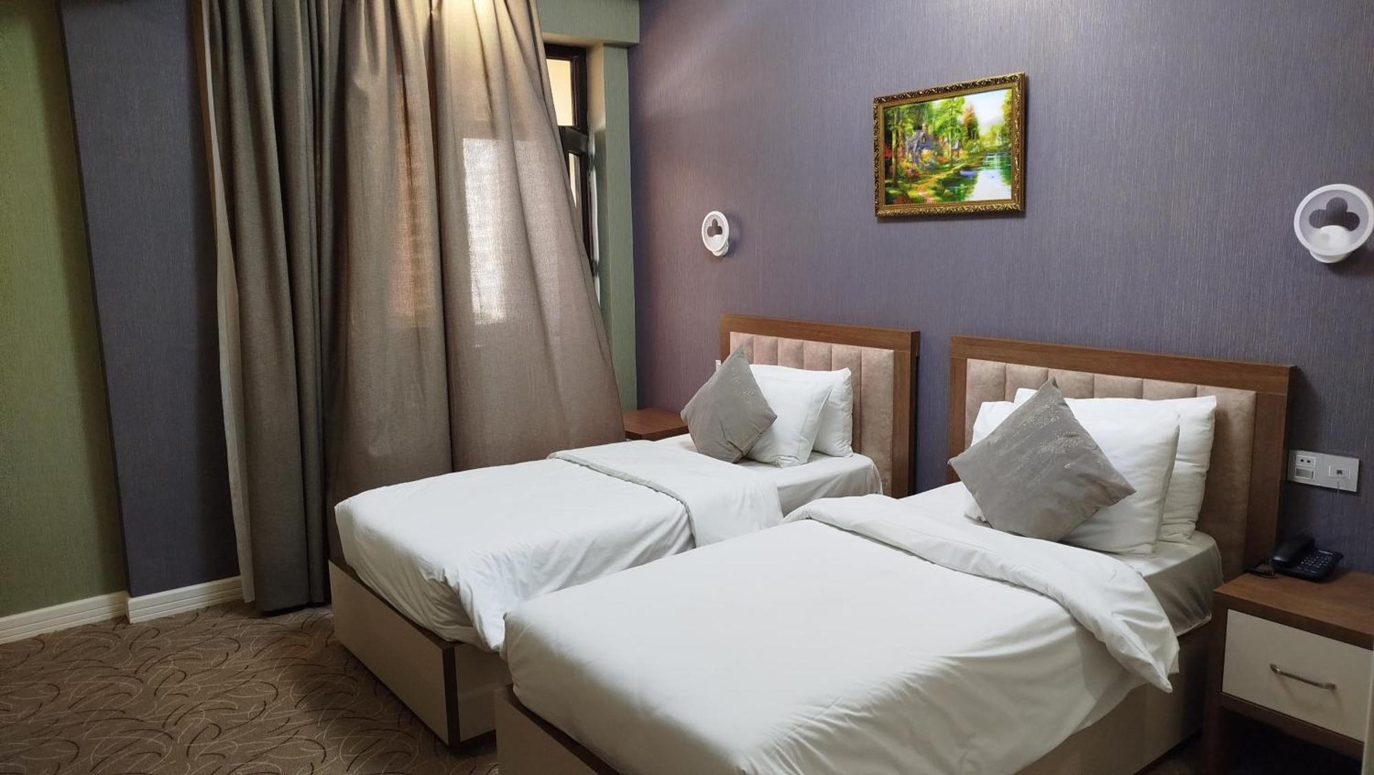 Royal Meridien Hotel Baku Bagian luar foto